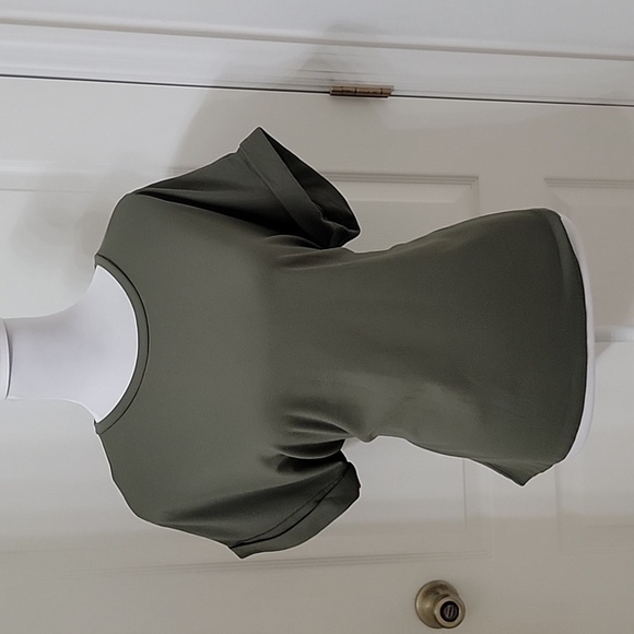 Express Size M Army Green Short Sleeve Shirt, Attached Sash Belt, Exc. Used Cond - Picture 1 of 10